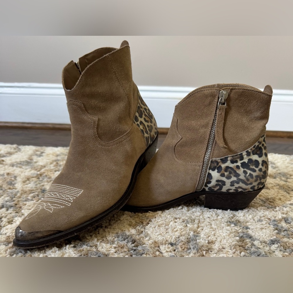 Golden Goose Leopard Accent Tan Ankle Boots 39 - Picture 1 of 8